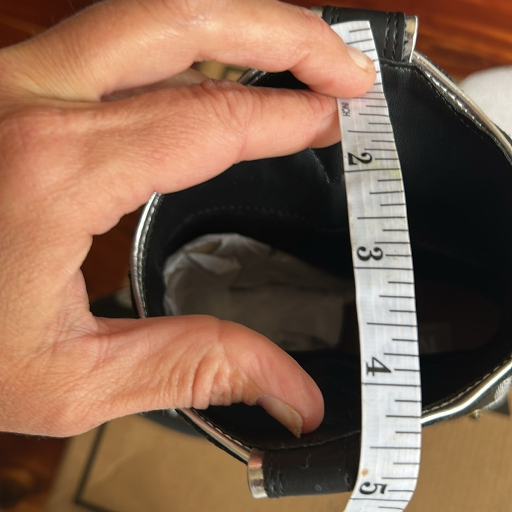 MIA Black Boots with White Embroidery - Picture 12 of 12